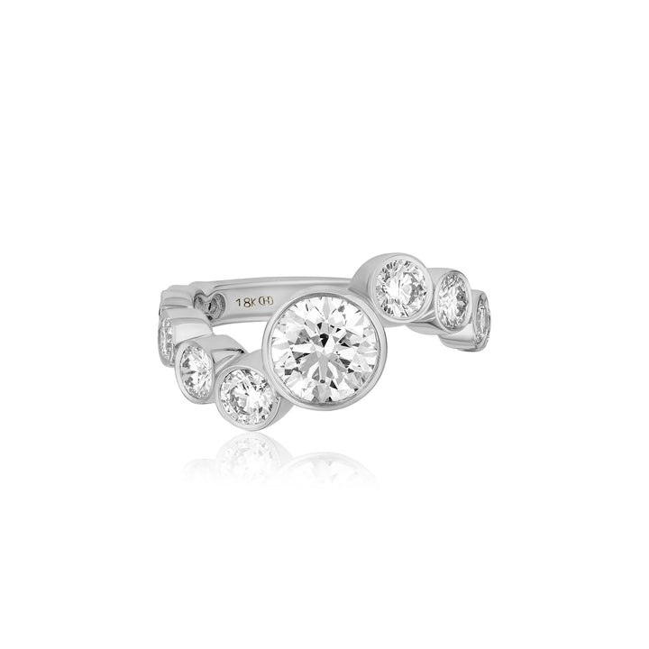 Round Diamond Wave Ring