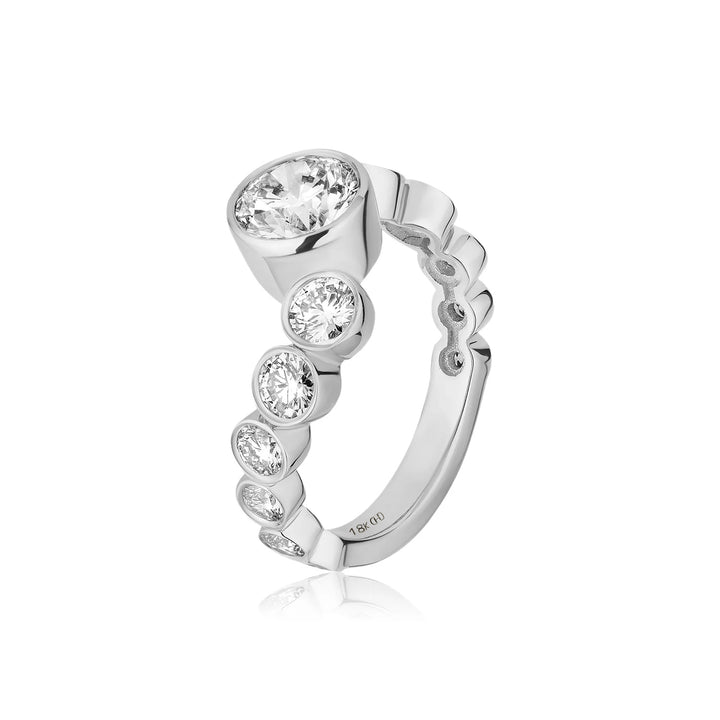 Round Diamond Wave Ring