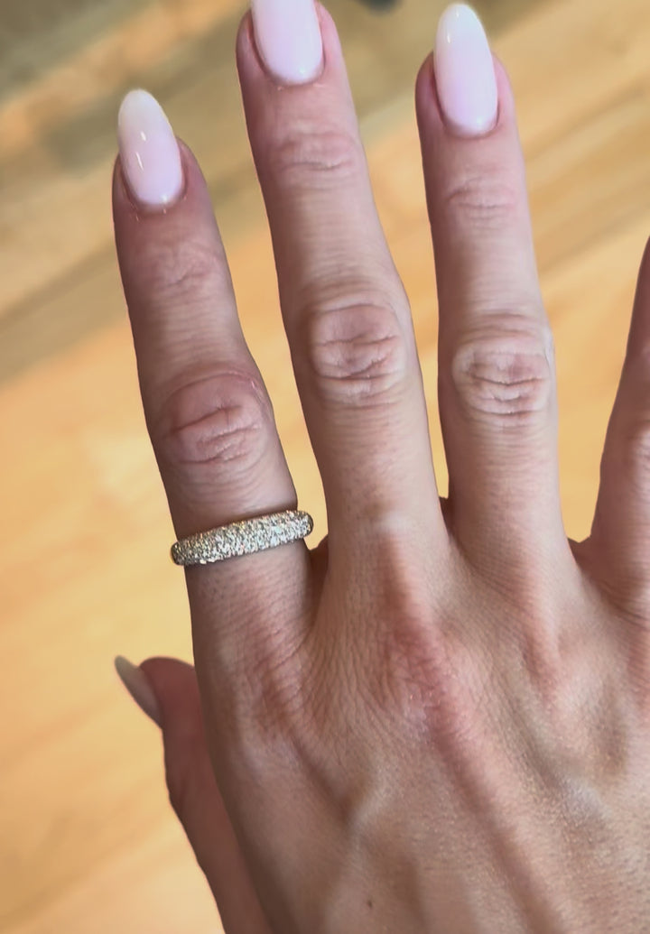 Pavé Diamond Cluster Band